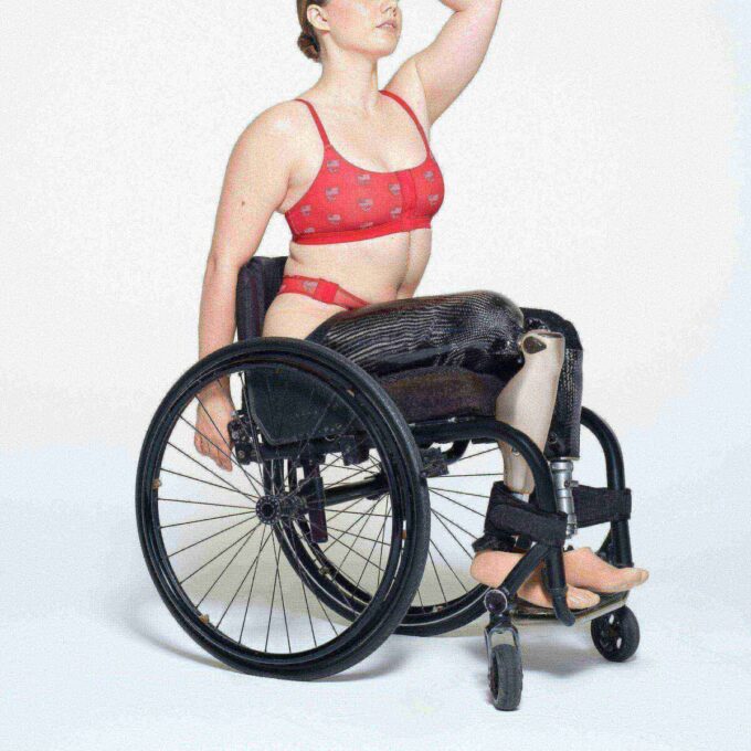 SKIMS FÜR TEAM USA PASST JEDEM ADAPTIVES PARALYMPIC SCOOP BRALETTE SKIMS FÜR TEAM USA PASST JEDEM ADAPTIVES PARALYMPIC SCOOP BRALETTE
