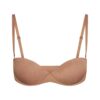 SKIMS ULTIMATE TRÄGERLOSER PUSH-UP-BH