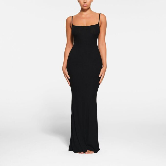 SOFT LOUNGE PETITE LANGES SLIP-KLEID