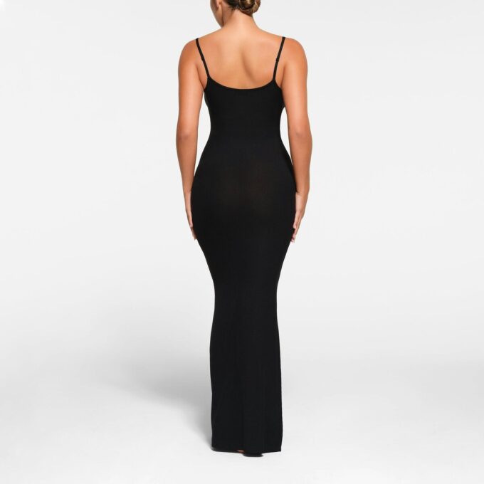 SOFT LOUNGE PETITE LANGES SLIP-KLEID