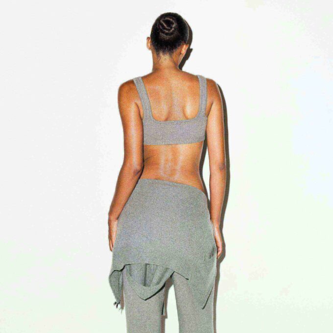 STRICK-BRALETTE MIT STRICKVERKLEIDUNG