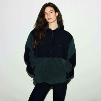 TEDDY ÜBERGRÖSSERTER HALBREISSVERSCHLUSS-PULLOVER TEDDY ÜBERGRÖSSERTER HALBREISSVERSCHLUSS-PULLOVER