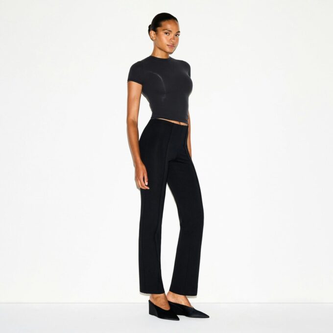 THE ESSENTIAL COLLECTION HOCHGESCHNITTENE PINTUCK-HOSE MIT GERADEM LEBEN THE ESSENTIAL COLLECTION HOCHGESCHNITTENE PINTUCK-HOSE MIT GERADEM LEBEN