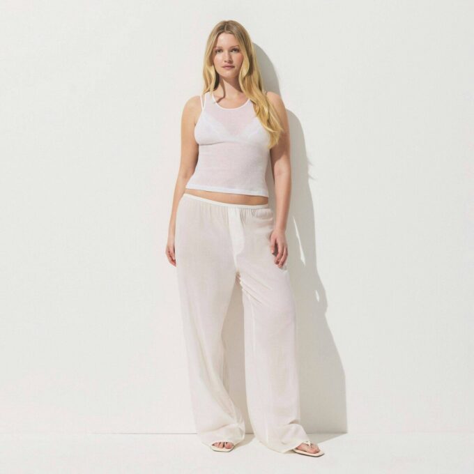 Transparenter Rippen-Tanktop mit Rundhalsausschnitt Transparenter Rippen-Tanktop mit Rundhalsausschnitt