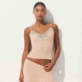 Transparentes Rippspitzen-Top