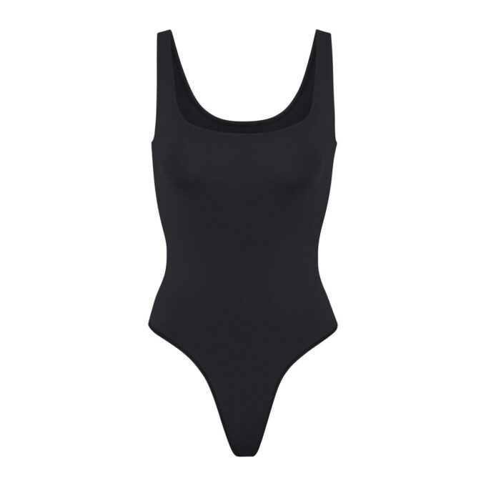 Weicher, glatter, nahtloser String-Body Weicher, glatter, nahtloser String-Body